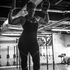 Reebok tank top w/ built-in sports bra